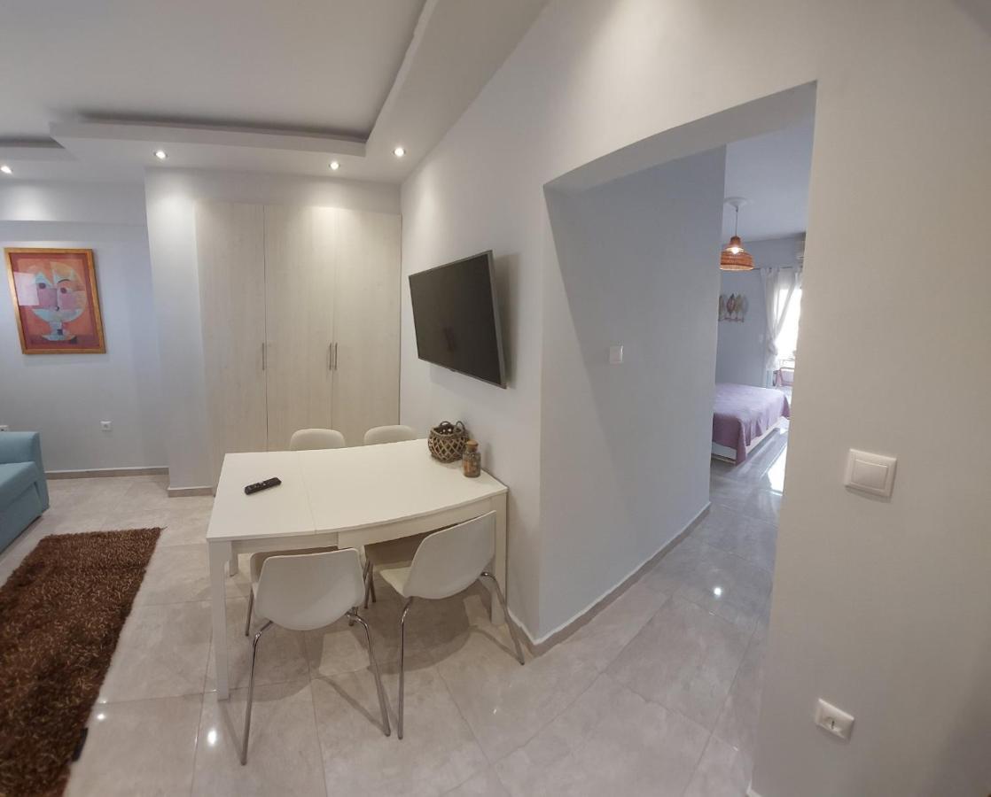 Zeppelin Apartment Loutráki Exteriér fotografie